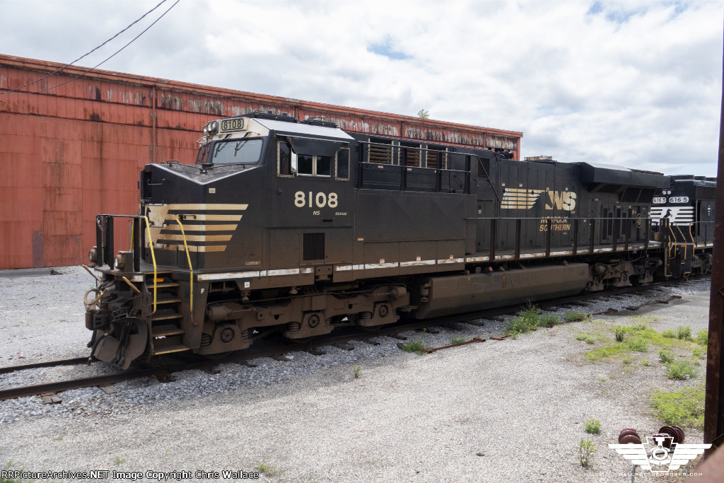 NS 8108